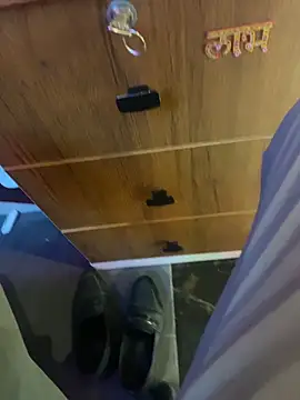 Snapshot of yourluckyfuckboy chatting on March 30, 2026, 2:40 pm yourluckyfuckboy online show from March 30, 2026, 2:40 pm