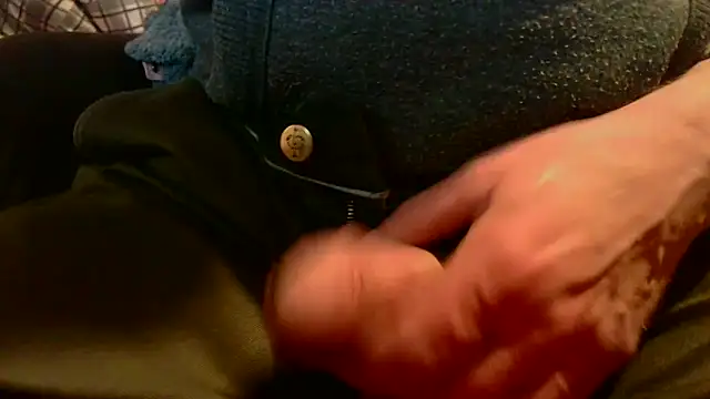 Snapshot of T0Yforeskin chatting on February 16, 2026, 8:05 pm T0Yforeskin online show from February 16, 2026, 8:05 pm