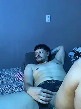 Snapshot of luanbig chatting on January 4, 2025, 12:27 am luanbig online show from January 4, 2025, 12:27 am