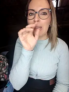 Snapshot of Jade_Emeraud chatting on February 11, 2026, 4:23 pm Jade Emeraud online show from February 11, 2026, 4:23 pm