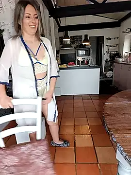 Snapshot of Jade_Emeraud chatting on February 23, 2026, 10:23 am Jade Emeraud online show from February 23, 2026, 10:23 am