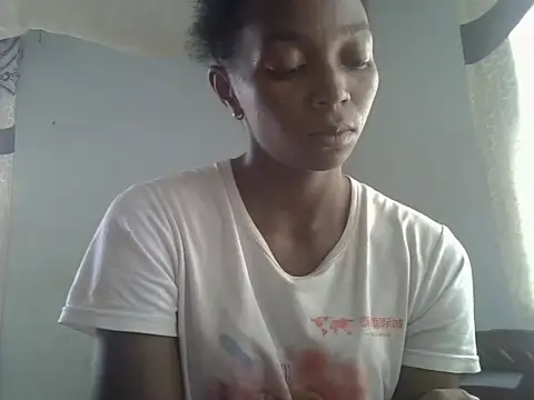 ElianeHot online show from January 14, 2026, 9:04 am