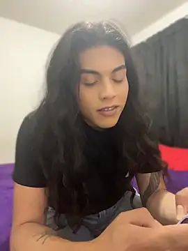 Ariana Rodriguez  online show from June 11, 2026, 12:43 am