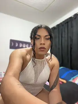 Ariana Rodriguez  online show from June 24, 2026, 6:29 pm