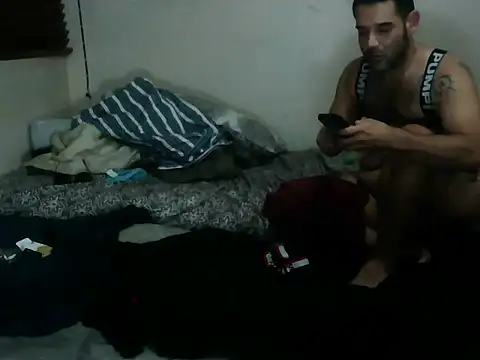 Snapshot of kevinbolena chatting on February 28, 2025, 5:37 am kevinbolena online show from February 28, 2025, 5:37 am