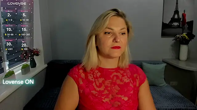 Snapshot of sweet___margaret chatting on October 1, 2025, 11:38 am sweet margaret online show from October 1, 2025, 11:38 am