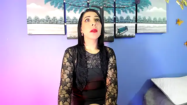 AdelleLennox cg online show from February 18, 2025, 11:00 am