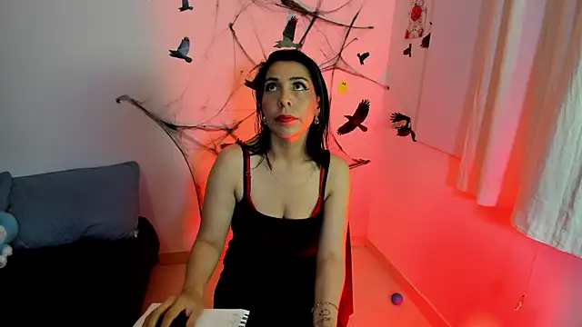 AdelleLennox cg online show from November 4, 2025, 9:08 am