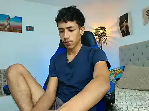 Snapshot of Ostin18hot chatting on November 26, 2025, 2:56 am Ostin18hot online show from November 26, 2025, 2:56 am