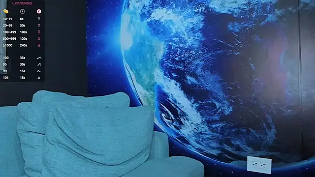 delessandro world online show from October 28, 2025, 10:56 pm