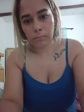 Snapshot of Amelia1_ chatting on May 13, 2026, 4:43 am Amelia1 online show from May 13, 2026, 4:43 am