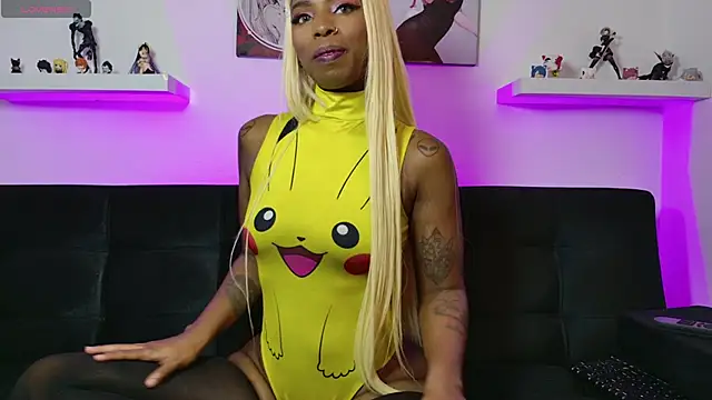 Snapshot of kary_bunny3 chatting on February 21, 2026, 6:25 am kary bunny3 online show from February 21, 2026, 6:25 am