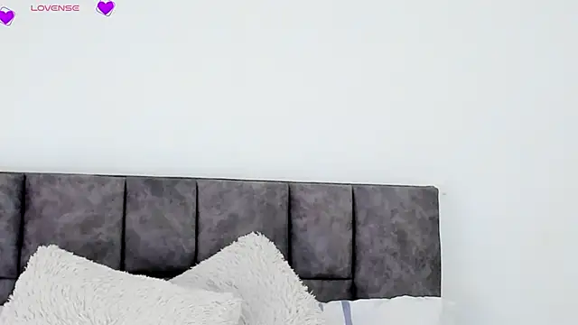 VeronicaTonu online show from March 17, 2025, 6:00 pm