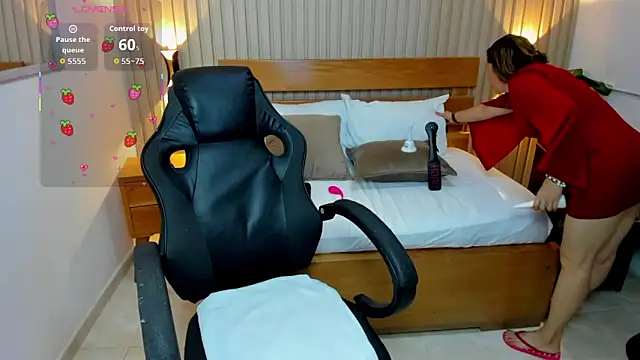 Snapshot of luciana_ballesteros_ chatting on April 10, 2026, 12:32 pm luciana ballesteros online show from April 10, 2026, 12:32 pm