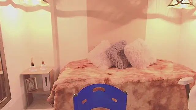 Snapshot of RamonaSimons chatting on March 17, 2025, 7:58 pm RamonaSimons online show from March 17, 2025, 7:58 pm