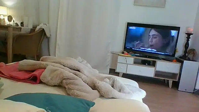 Snapshot of lyajoliee chatting on January 4, 2025, 8:27 pm lyajoliee online show from January 4, 2025, 8:27 pm