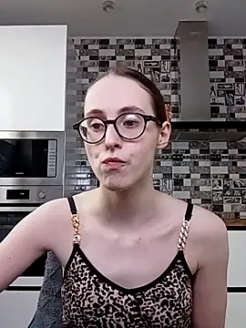 MartiniiSelenna online show from March 10, 2025, 12:48 pm