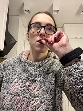 MartiniiSelenna online show from October 5, 2025, 5:39 am