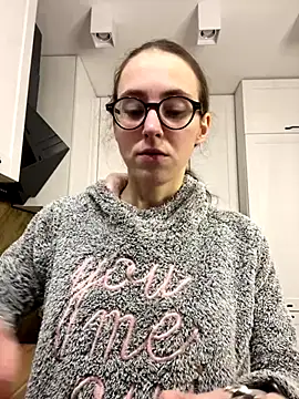 MartiniiSelenna online show from October 10, 2025, 5:39 am