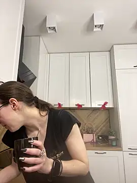 MartiniiSelenna online show from February 10, 2026, 7:12 am