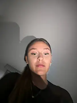 Rose-euphoria online show from March 1, 2025, 2:37 am