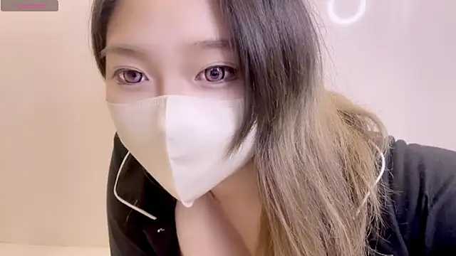 Snapshot of Rei1216xo chatting on December 14, 2024, 1:59 pm Rei1216xo online show from December 14, 2024, 1:59 pm
