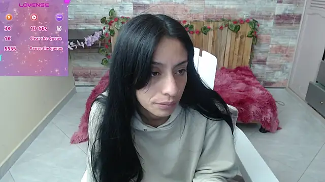 Snapshot of Lucy_joi chatting on December 24, 2024, 7:06 am Lucy joi online show from December 24, 2024, 7:06 am
