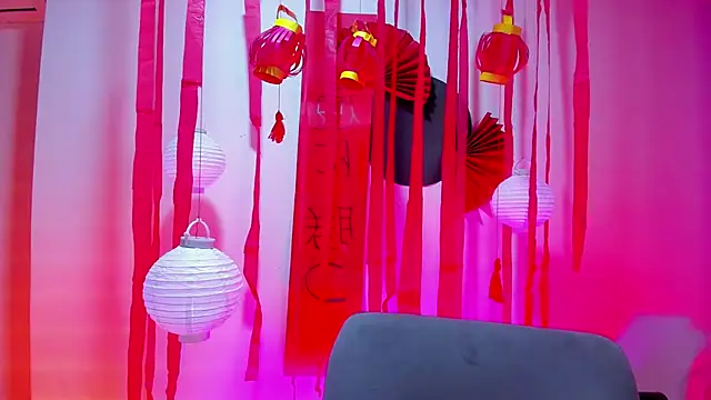 alaia-rogers online show from February 3, 2025, 11:53 am