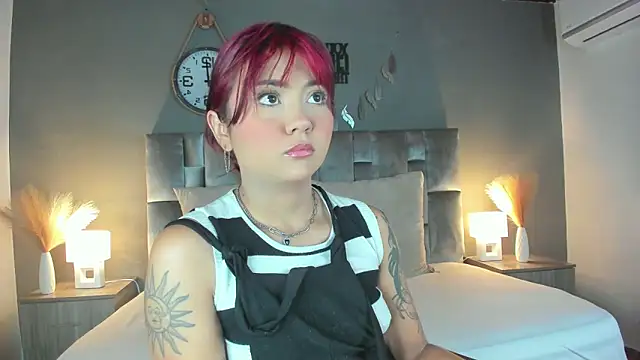 alaia-rogers online show from February 5, 2025, 11:34 am