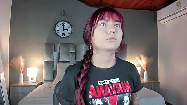 alaia-rogers online show from February 19, 2025, 11:38 am