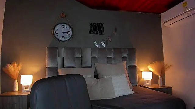 alaia-rogers online show from March 20, 2025, 11:38 am