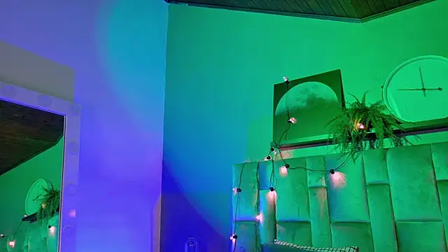 alaia-rogers online show from October 17, 2025, 11:35 am