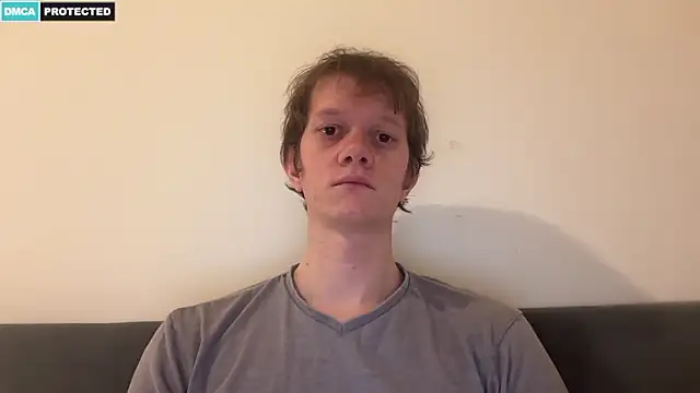 Snapshot of Cube933 chatting on February 11, 2026, 10:48 pm Cube933 online show from February 11, 2026, 10:48 pm