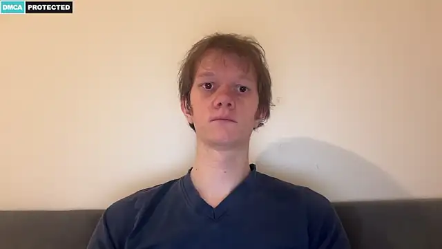 Snapshot of Cube933 chatting on February 14, 2026, 10:28 pm Cube933 online show from February 14, 2026, 10:28 pm