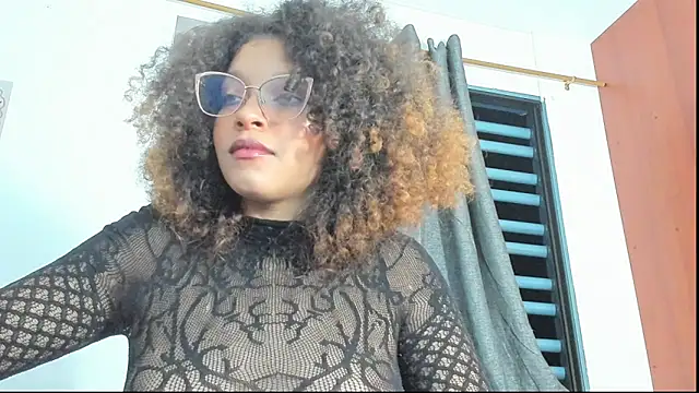 Snapshot of Ada_gales_ chatting on November 7, 2025, 4:34 am Ada gales online show from November 7, 2025, 4:34 am