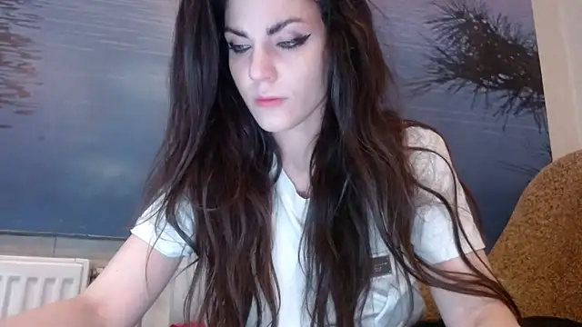 Snapshot of AliceTailor chatting on March 13, 2025, 7:28 pm AliceTailor online show from March 13, 2025, 7:28 pm