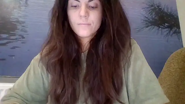 AliceTailor online show from November 3, 2025, 7:04 pm