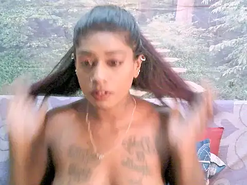 Snapshot of Harl3ysugar4u chatting on February 14, 2025, 12:14 pm Harl3ysugar4u online show from February 14, 2025, 12:14 pm