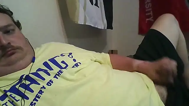 Snapshot of YelpedAverting chatting on September 8, 2025, 9:25 pm YelpedAverting online show from September 8, 2025, 9:25 pm