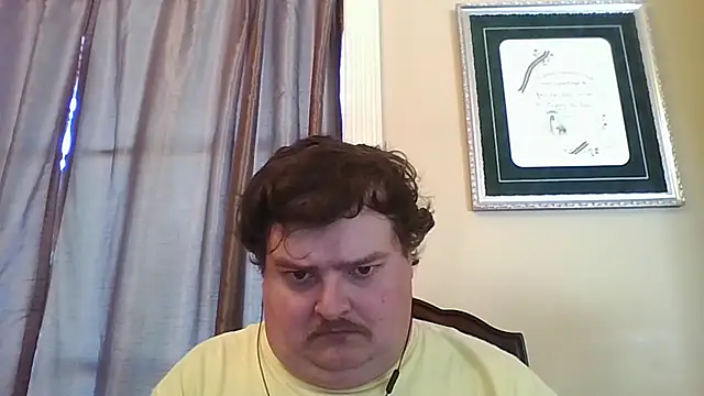 Snapshot of YelpedAverting chatting on November 7, 2025, 8:31 pm YelpedAverting online show from November 7, 2025, 8:31 pm