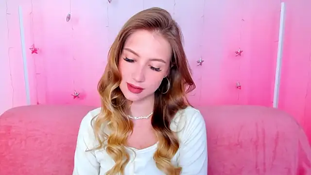 Snapshot of VitalinaBlue chatting on March 13, 2026, 8:43 am VitalinaBlue online show from March 13, 2026, 8:43 am