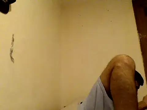 Snapshot of AronFoxx chatting on January 7, 2025, 7:31 am AronFoxx online show from January 7, 2025, 7:31 am