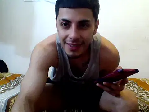 Snapshot of AronFoxx chatting on March 9, 2025, 11:03 pm AronFoxx online show from March 9, 2025, 11:03 pm
