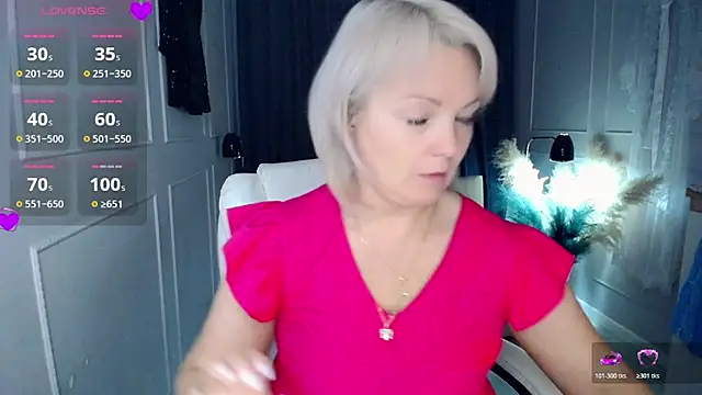 Juarnea online show from November 1, 2025, 5:31 am