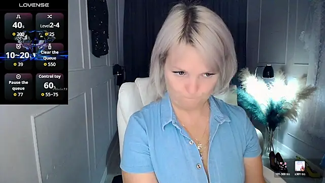 Snapshot of Juarnea chatting on April 9, 2026, 6:19 am Juarnea online show from April 9, 2026, 6:19 am