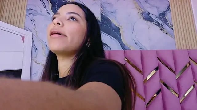 littleebonny online show from February 23, 2026, 1:03 am