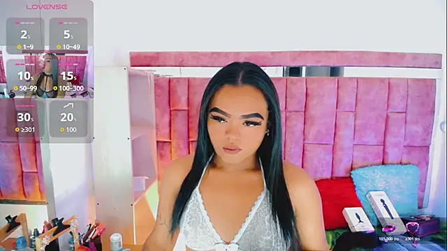 KayleighDreams  online show from May 5, 2026, 6:16 pm