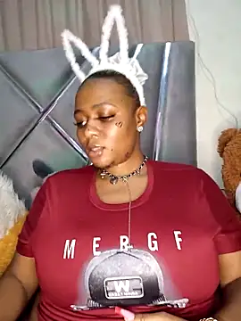 Snapshot of CocoBootyyy chatting on November 7, 2025, 1:16 am CocoBootyyy online show from November 7, 2025, 1:16 am