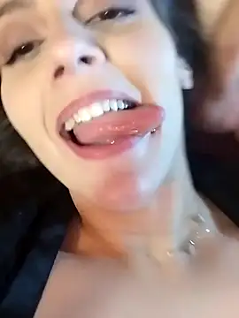 Snapshot of Sexycouplexxx69 chatting on January 4, 2025, 8:16 pm Sexycouplexxx69 online show from January 4, 2025, 8:16 pm