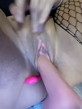 Snapshot of Sexycouplexxx69 chatting on February 16, 2025, 11:16 am Sexycouplexxx69 online show from February 16, 2025, 11:16 am